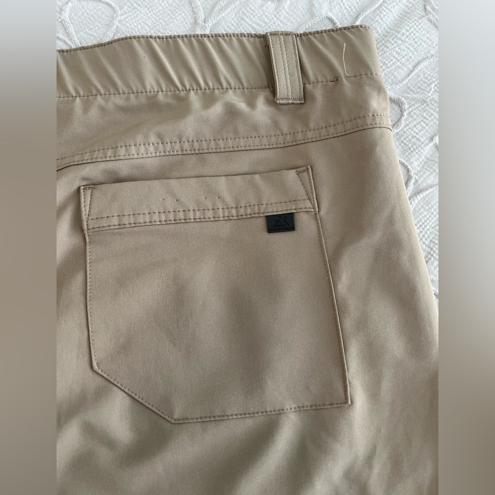 men's zeroxposur Khaki Moisture Wicking Shorts Size 40 (0642) - Picture 7 of 12